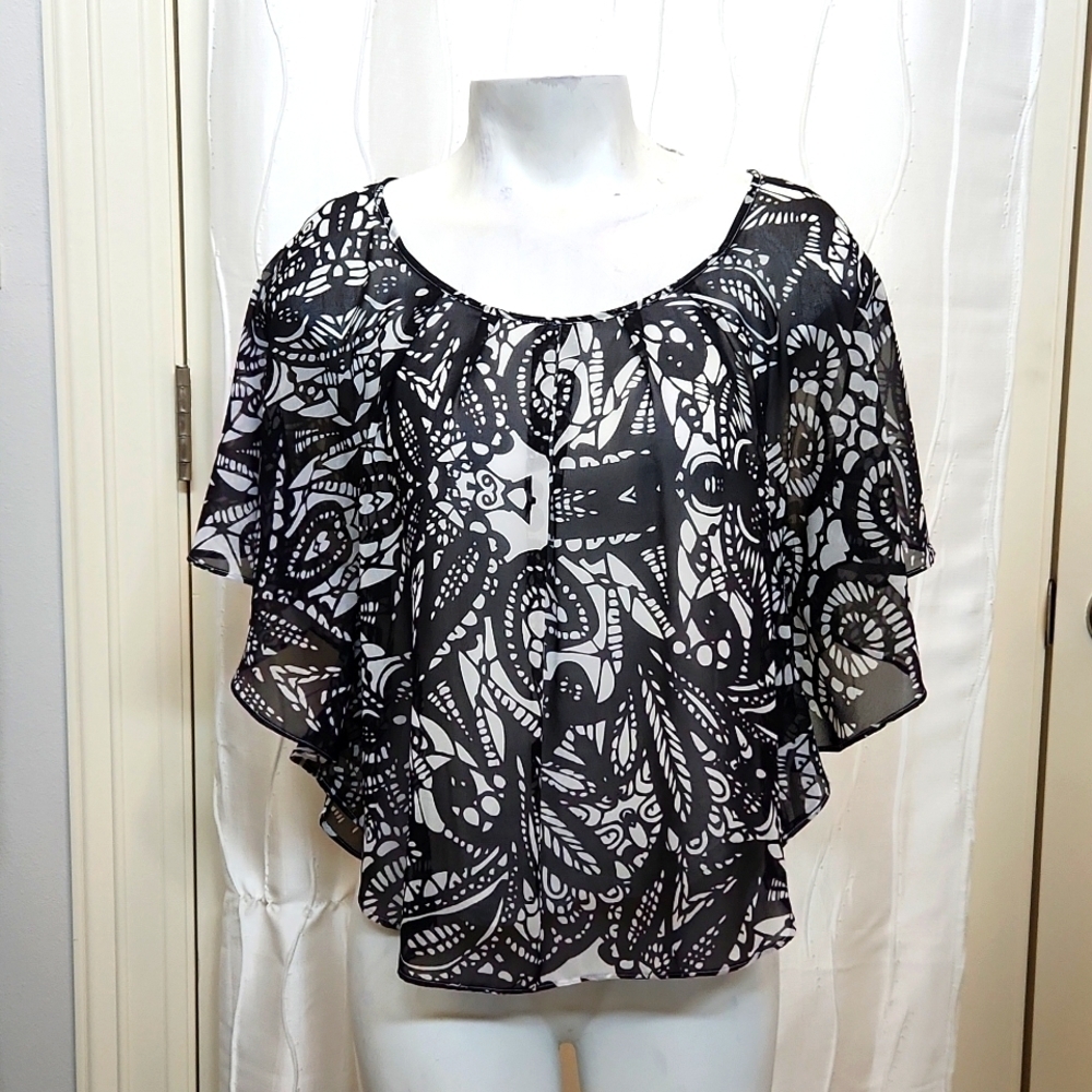 Express Black and White Top